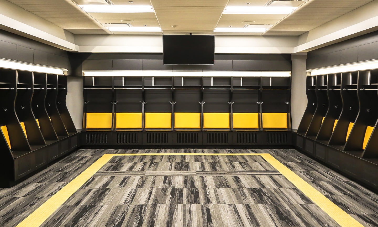 Brightly lit VCU locker